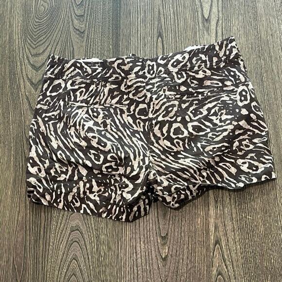 Ann Taylor LOFT Chino Shorts Mid Rise Animal Print Cotton Linen Brown Size 8 - Picture 7 of 7